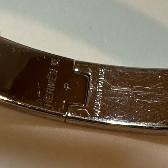 Hermes Clic H Enamel Bangle Bracelet - Picture 7 of 9